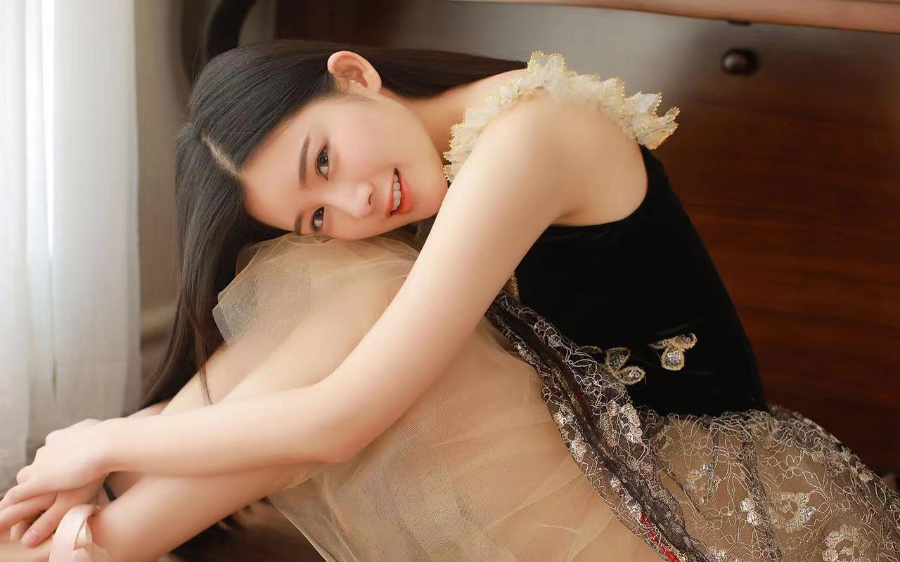 U美花舍-热舞-模特-网红-主播