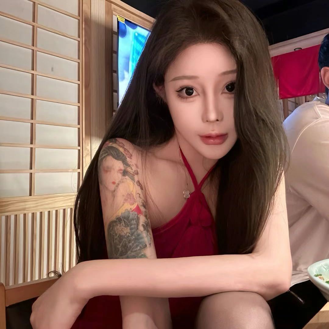 A🦋🦋Nicole-U美花舍